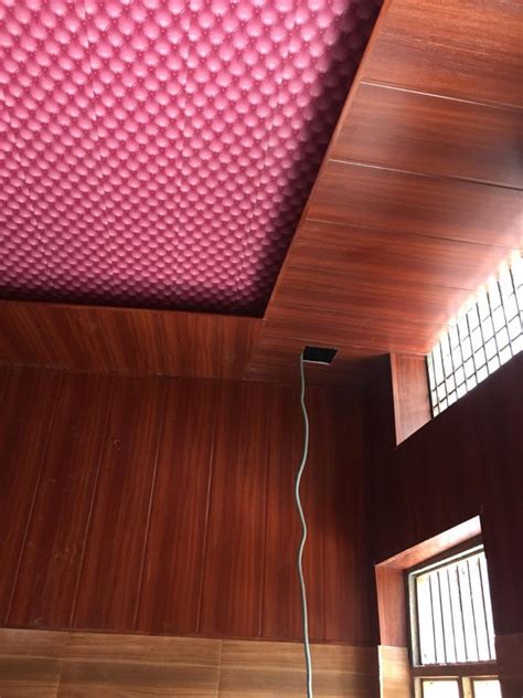 Concealed Grid Color Coated 10 Mm PVC Wall Panel Ceiling At 70 Square