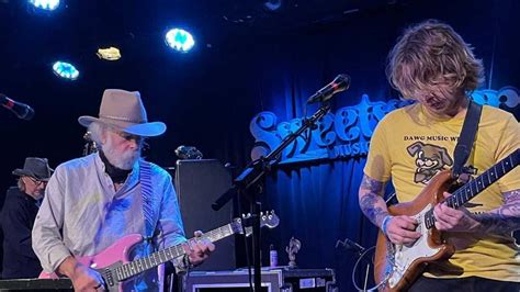 Bob Weir Wolf Bros Welcome Billy Strings Les Claypool At Sweetwater