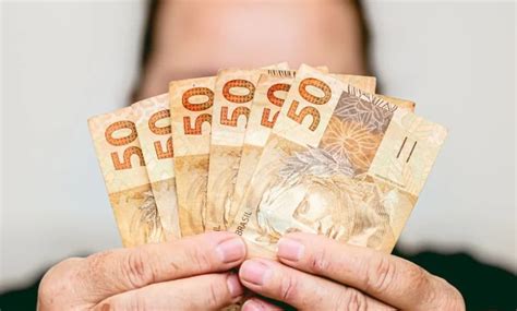 Quanto É 30 De R 1000