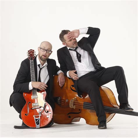 Book Elvis is Alive på tlf: 70 27 03 07 | Showbizz Danmark