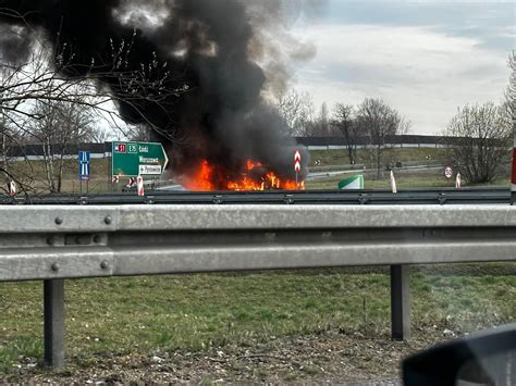 Mysłowice Pożar autobusu miejskiego na autostradzie A4 W środku byli