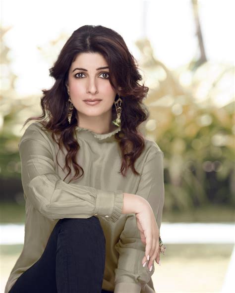 Twinkle Khanna Wallpapers - Wallpaper Cave