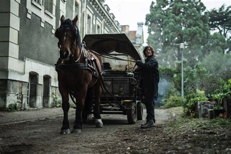 The Walking Dead De Premières Images Pour Le Spin Off Sur Daryl Dixon