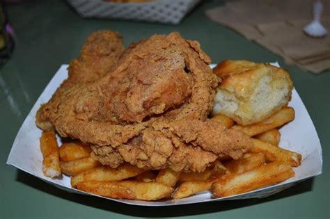 The Best Restaurants Near Bourbon Street New Orleans