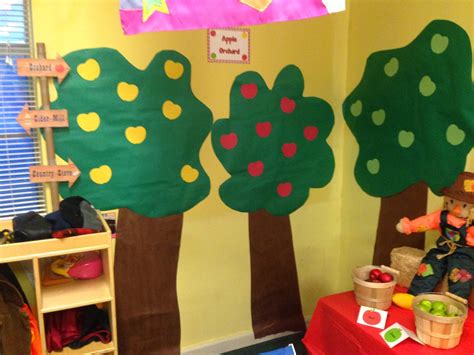 Apple Orchard Dramatic Play Free Printables