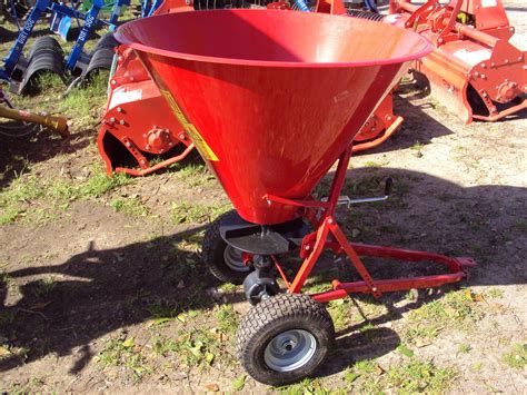 Equipment Other Large Pull Behind Cone Fertilizer Seed Spreader Magnolia Tx 112958743