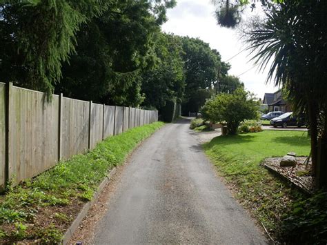 School Lane David Pashley Cc By Sa Geograph Britain And Ireland