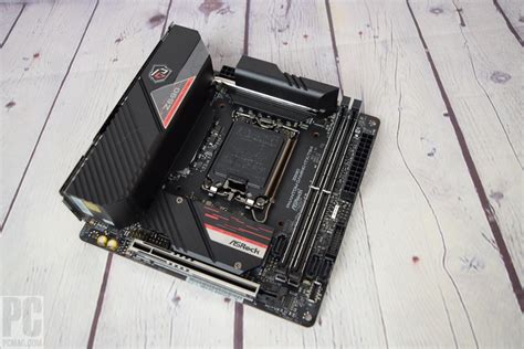 Asrock Z690 Phantom Gaming Itxtb4 Review Pcmag