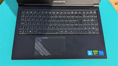 Gigabyte G5 KF 2023 Gaming Laptop Review RTX 4060 To Go 60 OFF