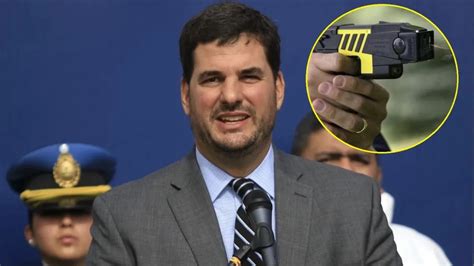 Pistolas Taser El Gobierno Y El Ministerio De Seguridad Aprobaron El