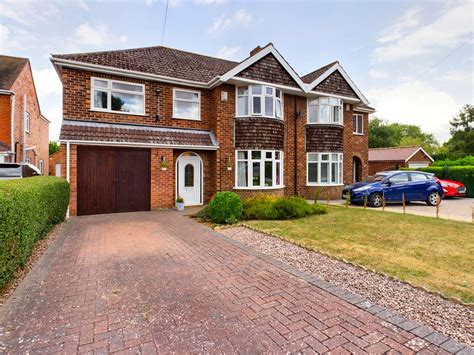 4 Bed Semi Detached House For Sale In Lincoln Road Branston Lincoln