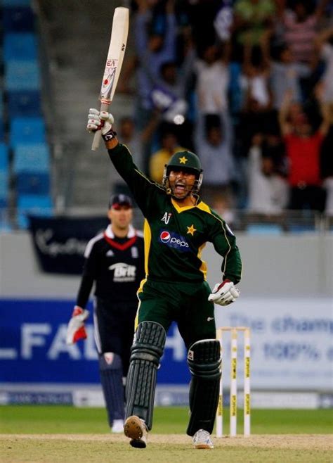 Abdul Razzaq S Delight Was Evident After His Explosive Innings Sealed A