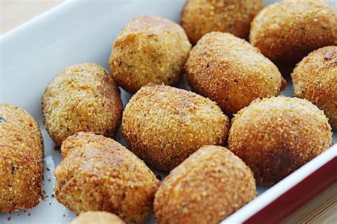 Cheese Croquettes Recipe | COUPLE EATS IN - Couple Eats Food