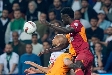 Davinson Sanchez Galatasaraya Veda Ediyor Transferde S Cak Geli Me