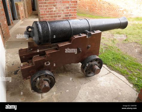 pounder bloomfield cannon dating    display  hurst