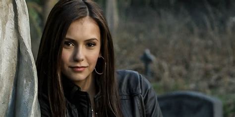 El Ascenso De Elena Gilbert Un Viaje De Triunfo En The Vampire Diaries