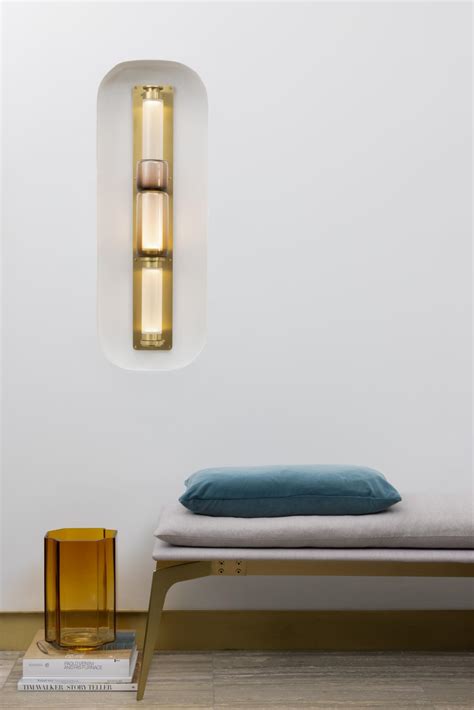 guide  sconce lighting gabriel scott