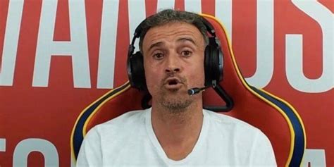 Mundial Qatar 2022 Luis Enrique DT de España se estrena como streamer