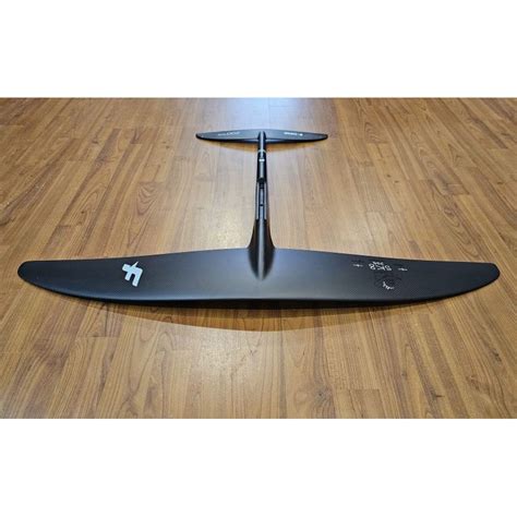 Foil F One Plane Sk Carbon Hm