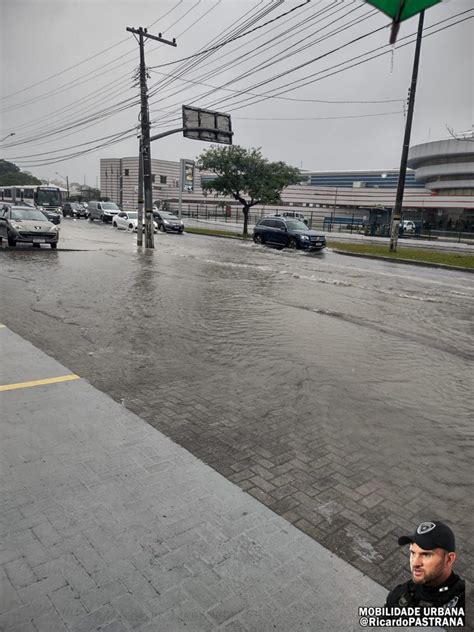 V Deos Chuva Intensa Deixa Grande Florian Polis Tomada Por Pontos De