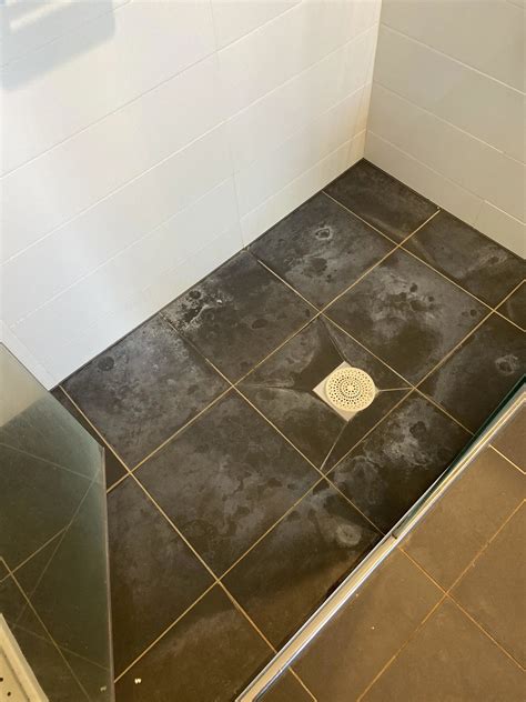 How To Remove White Patches On Bathroom Tiles A Complete Guide