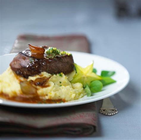 Rinderfiletsteak zu Kartoffel Sellerie Püree Rezept LECKER