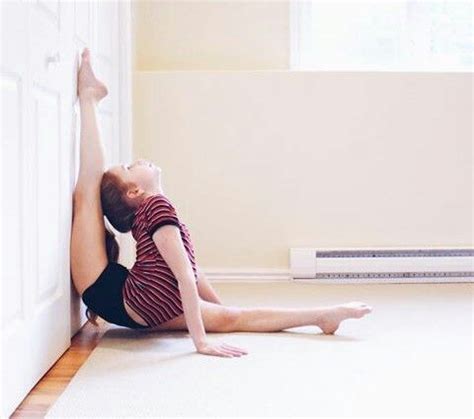 Doing Wall Splits to the Ground! | Anna mcnulty, Dance flexibility stretches, Gymnastics poses