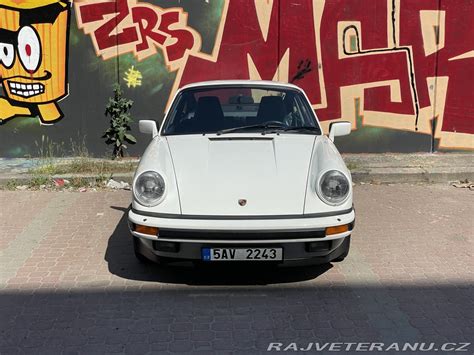 Porsche 911 Carrera 3 2 1985