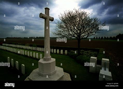 Ieper Ypres Ww1 Flandern Belgien Shells Krieg Des Ersten Weltkrieges Fotos Und Bildmaterial In