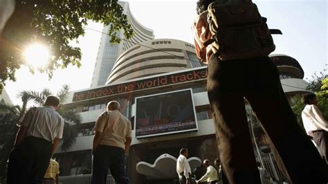 Market Closing: Sensex, Nifty end a tad higher in volatile trade; auto cos shine; Reliance top ...