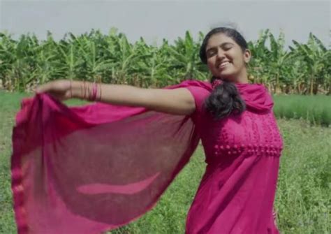 Rinku Rajguru Hot Photos Veethi