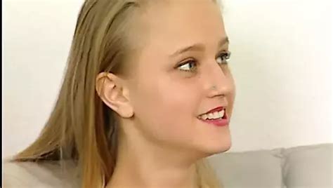 Zwei Geile Freundinnen Auf Der Casting Couch Free Porn E Xhamster