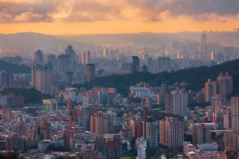 "Taipei Skyline" Images – Browse 433 Stock Photos, Vectors, and Video ...