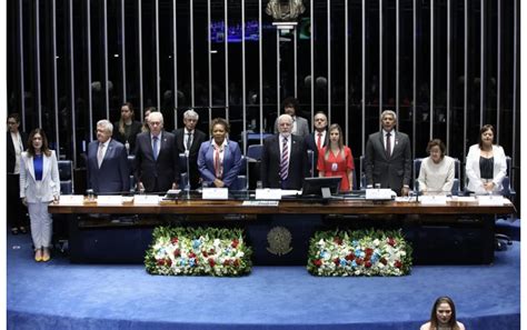 No Congresso Nacional Governador Participa De Sess O Solene Que