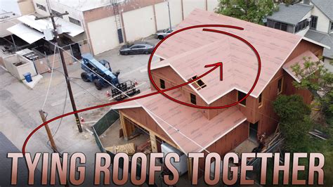 How Do You Tie Two Roofs Together Roof Framing Youtube