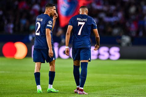 Foot Psg Une Embrouille Et Hakimi Est Envoyé Loin Du Psg Foot 01