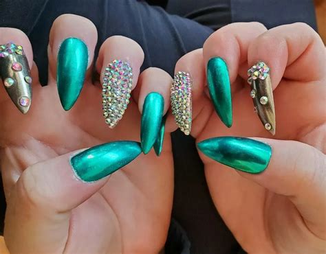 Best 19 Teal Chrome Nails You Must Try This Year