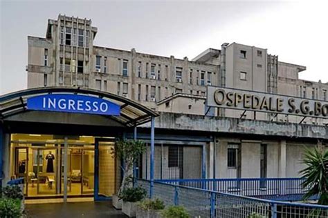 I Pronto Soccorso A Napoli Scoppiano Lasl Siamo In Sofferenza