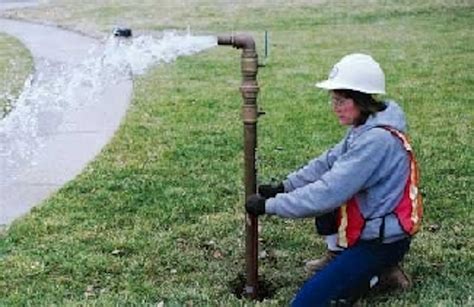 Blow Off System Flushes Dead End Water Mains Waterworld