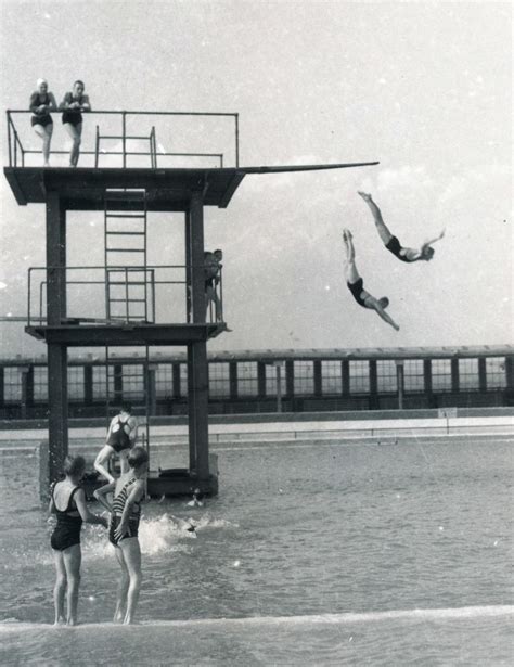 Swimming Pool, Martinsville, Va., undated, Virginia Chamber of Commerce ...