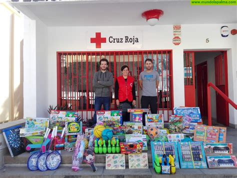 Cruz Roja entrega juguetes a 2 415 menores de la provincia tinerfeña