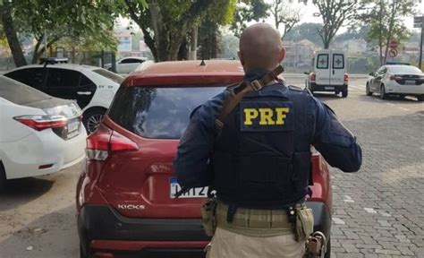 Carro Roubado é Recuperado Pela Prf Em Resende Polícia Foco Regional