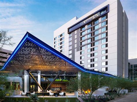 AC Hotel Downtown Phoenix New-Build Hotel Design