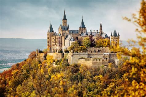 Burg Hohenzollern im Herbst Foto Bild von Olaf Schober ᐅ Das Foto