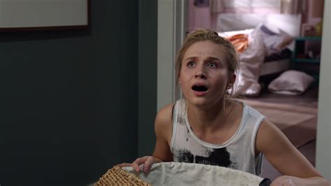 Assista ao episódio 14 da temporada 2 de Faking it Faking it Brigas