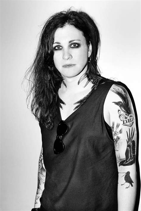 10 Hot Sexy Laura Jane Grace Bikini Pics