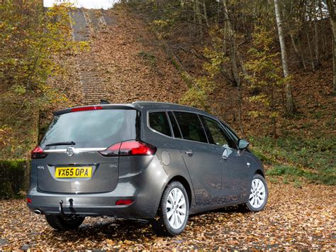 Vauxhall Zafira Tourer Practical Caravan