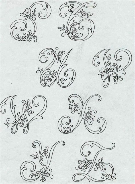 Alfabeto Da Ricamare Con Ricamo Classico Embroidery Monogram