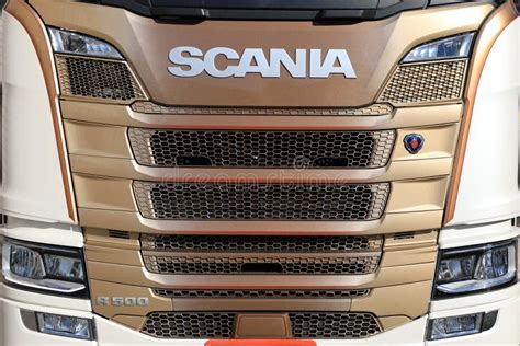 Parte Dianteira Do Caminhão De Scania R500 Da Próxima Geração Foto de