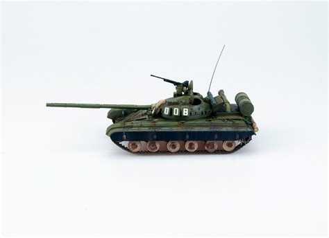 T-64B Main Battle Tank Mod 1975 Model Collect -UA72013